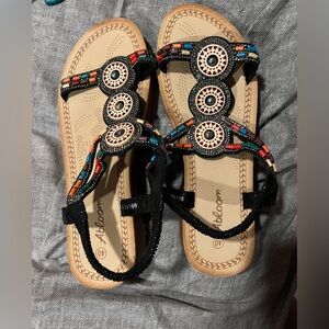 NEVER WORN TRIBAL SUMMER SANDALS